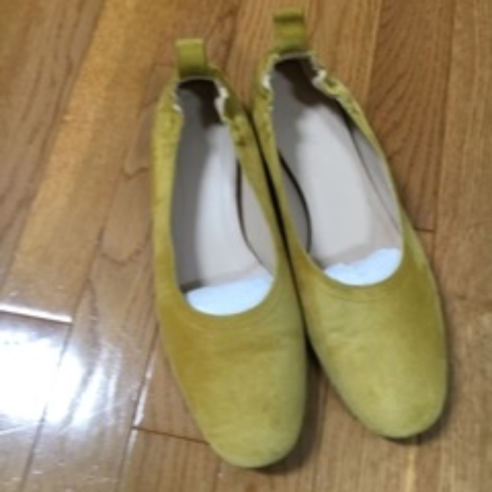 Everlane The Day Flat - Citron Suede Sz 8.5